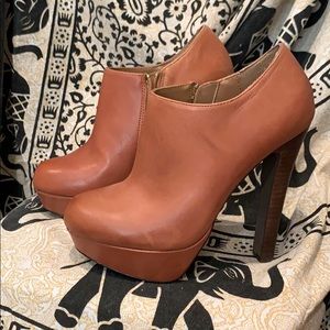 Thick heel ankle boots